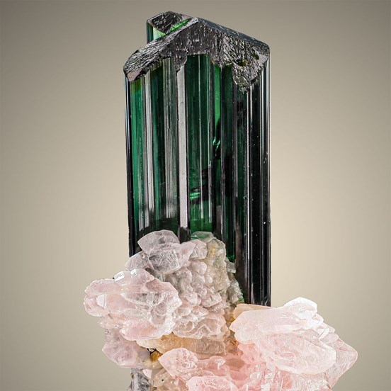 Elbaite-Taquaral | Itinga | Minas Gerais | Brail